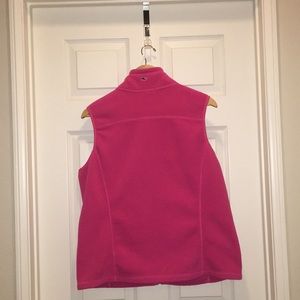 Vineyard Vines Jackets & Coats - Vineyard Vines Vest GREAT CONDITION Vineyard Vines Jackets & Coats - Vineyard Vines Vest GREAT CONDITION